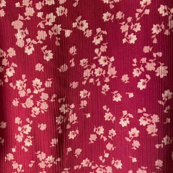 Lush Wine Floral Tunic - Picture 5 of 7